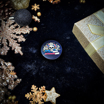 Magnetbutton Dark Romance