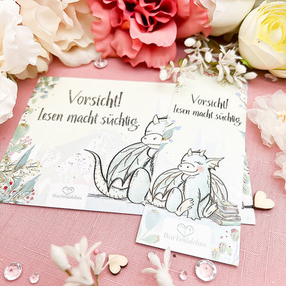 Glitzer-Postkarte »Buchdrache«
