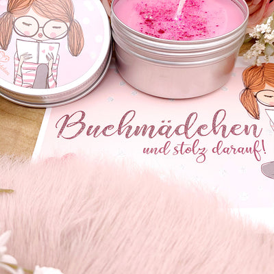 Glitzer Postkarte »Buchmädchen«