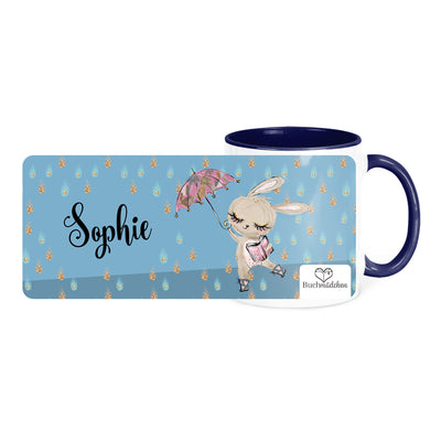 [Personalisiert] Tasse »Regenzeit ist Lesezeit«