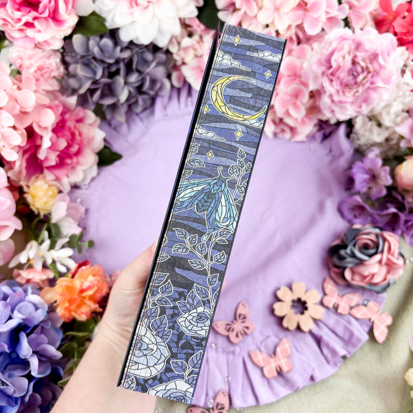 Farbschnittausgabe »A Legacy of Silk and Blood« [Sofort]