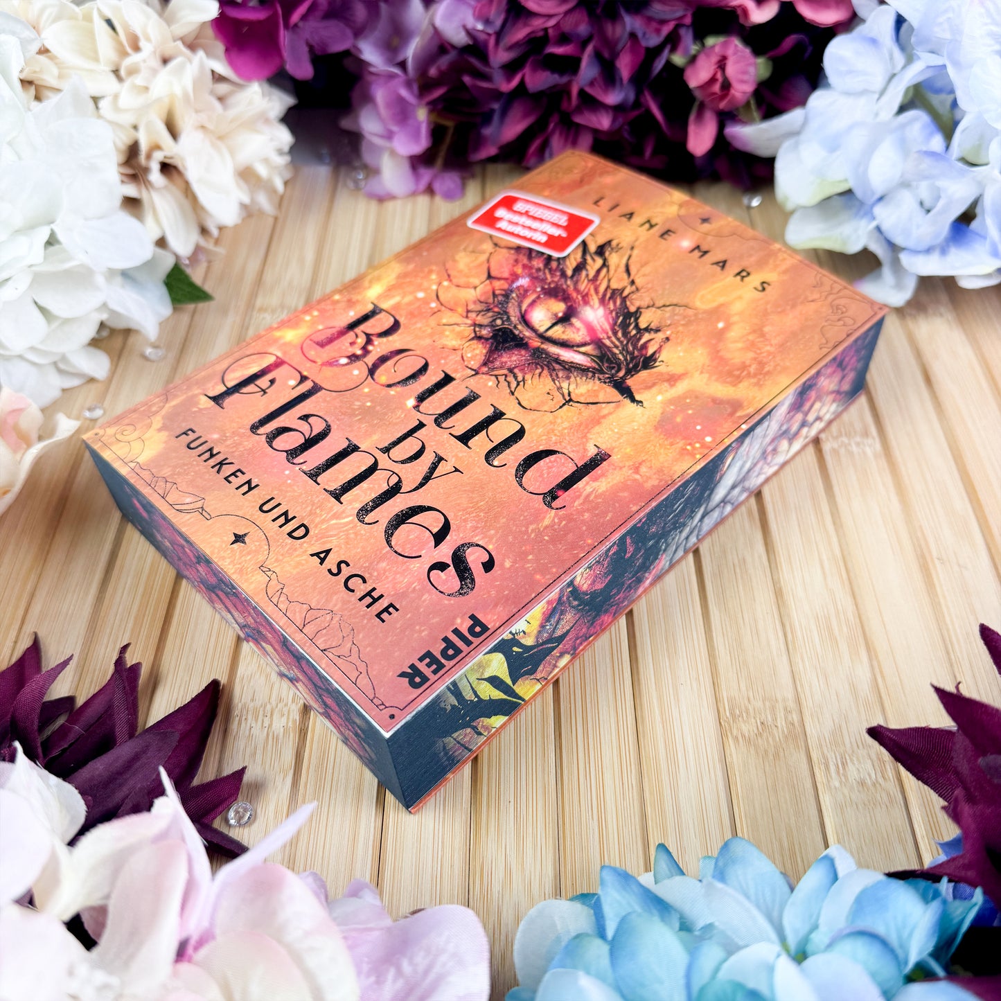 Farbschnittausgabe »Bound by Flames« [sofort]