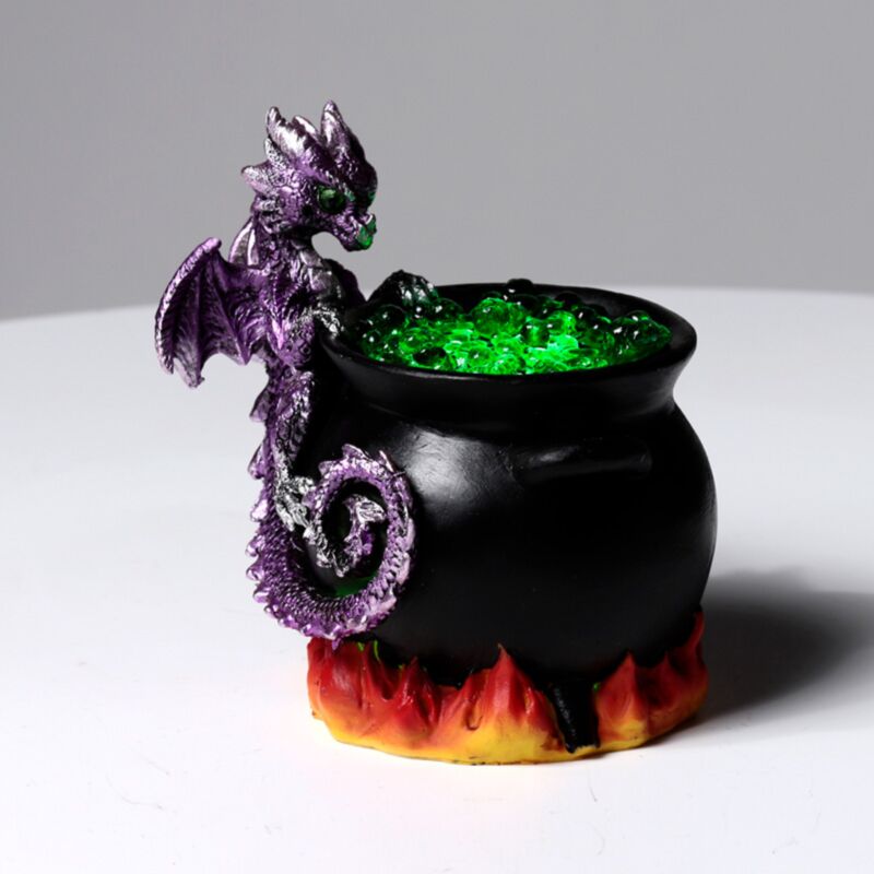 Dekofigur Babydrache mit Kessel und LED