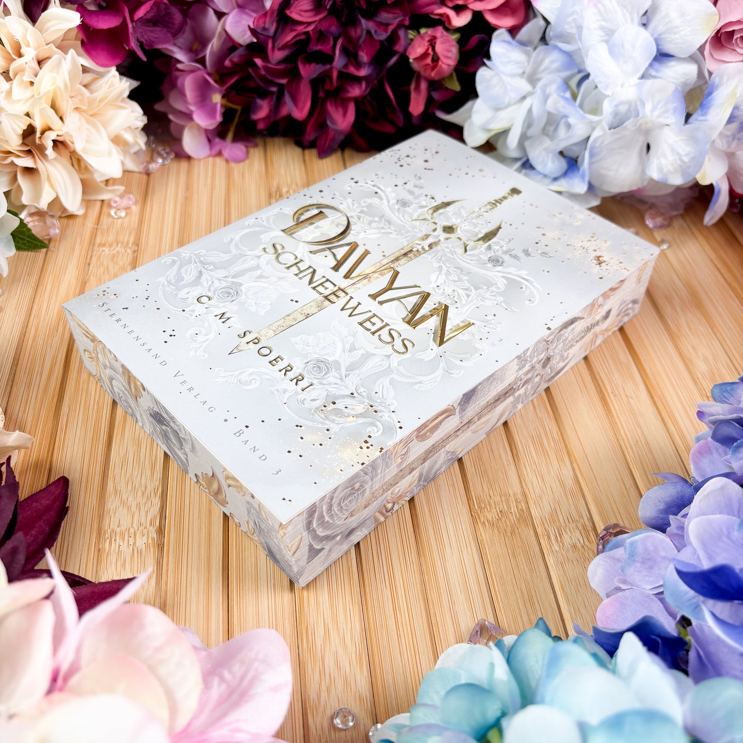 Farbschnittausgabe »Davyan: Schneeweiß«(3) [Sofort]