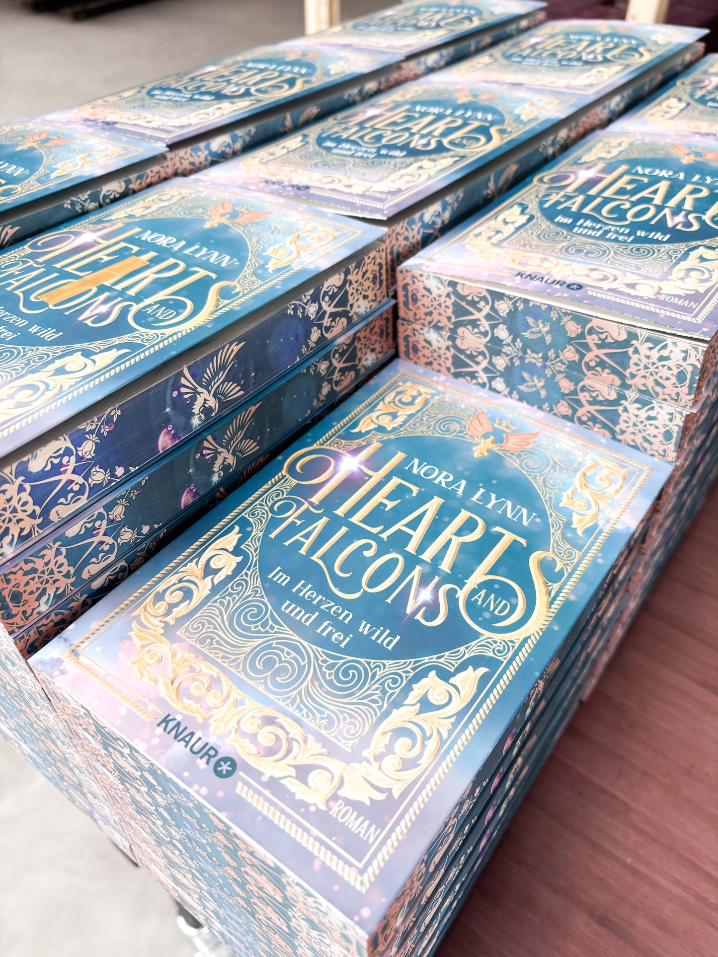 Farbschnittausgabe »Hearts & Falcons« [Sofort]