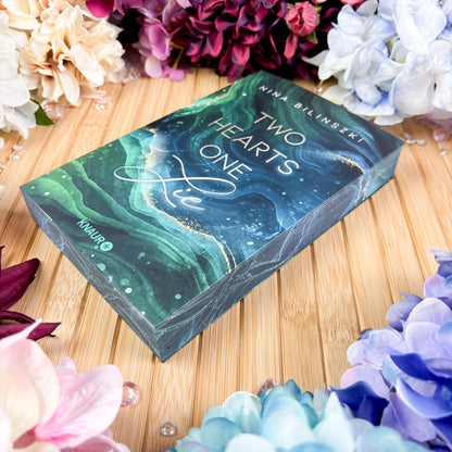 Farbschnittausgabe »Two Hearts, One Lie« (1) [Sofort]