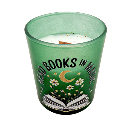 Buchkerze Read Books in Magic