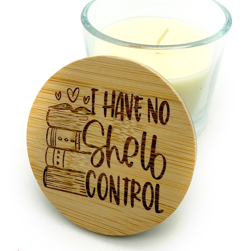 Buchkerze Shelf Control